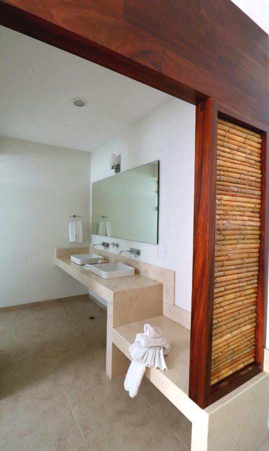 Lydmar Boutique Hotel Zihuatanejo Exteriör bild